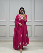 Pink Floral Yoke Design V Neck Kurti | Aliya Style Embroidered Kurta Set