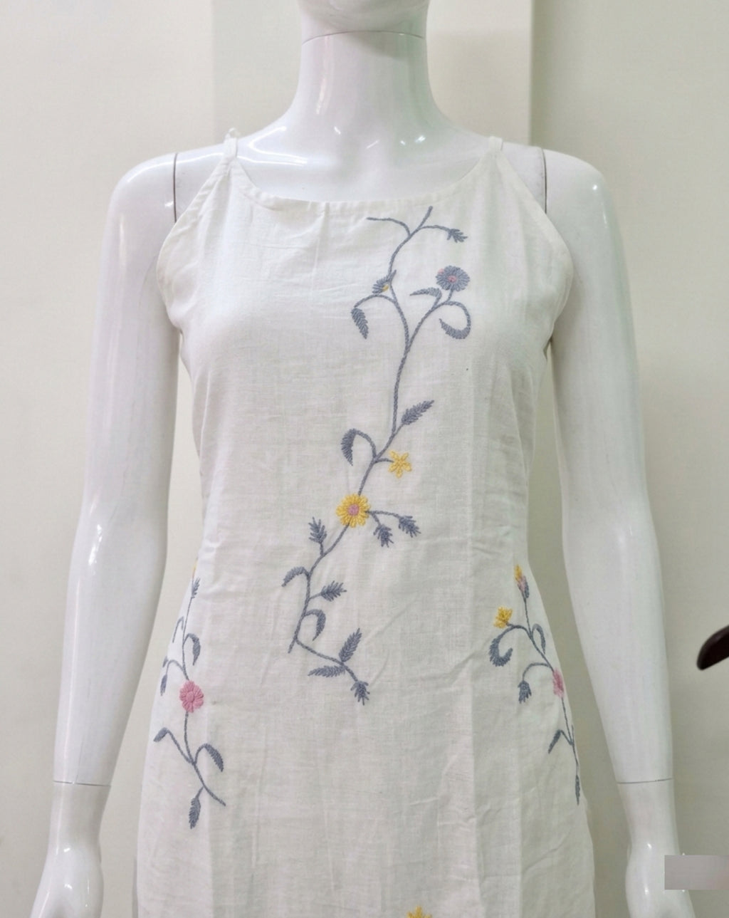 White Embroidered Cotton Kurta & Pant | Premium Cotton Kurta Set
