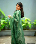 Elegant 3-Piece Floral Set | Women's Kurta Set | Trending Design