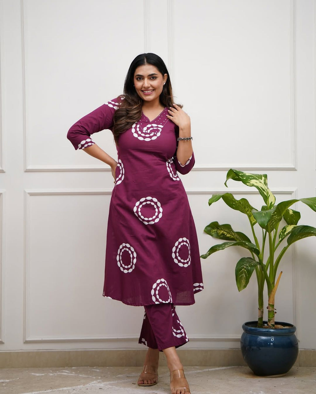 Women Ethnic Motifs Dyed Regular Pure Cotton Kurta with Trousers | Women's Kurti and Pant