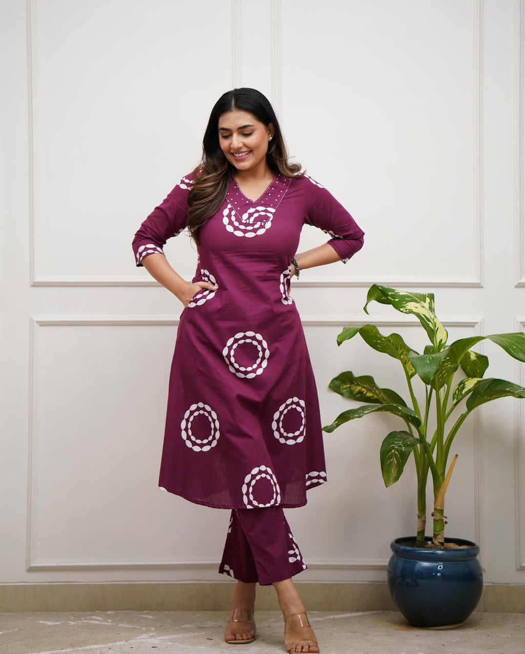 Women Ethnic Motifs Dyed Regular Pure Cotton Kurta with Trousers | Women's Kurti and Pant